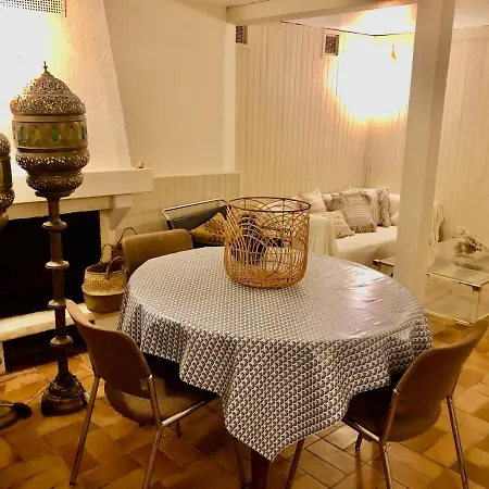 Holiday home La Maison Du Rocher